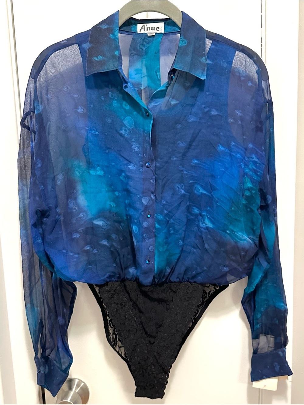 Vintage A’NUE LIGNE 100% Silk Sheer Blouse Bodysuit Tank S NWT Blue shades